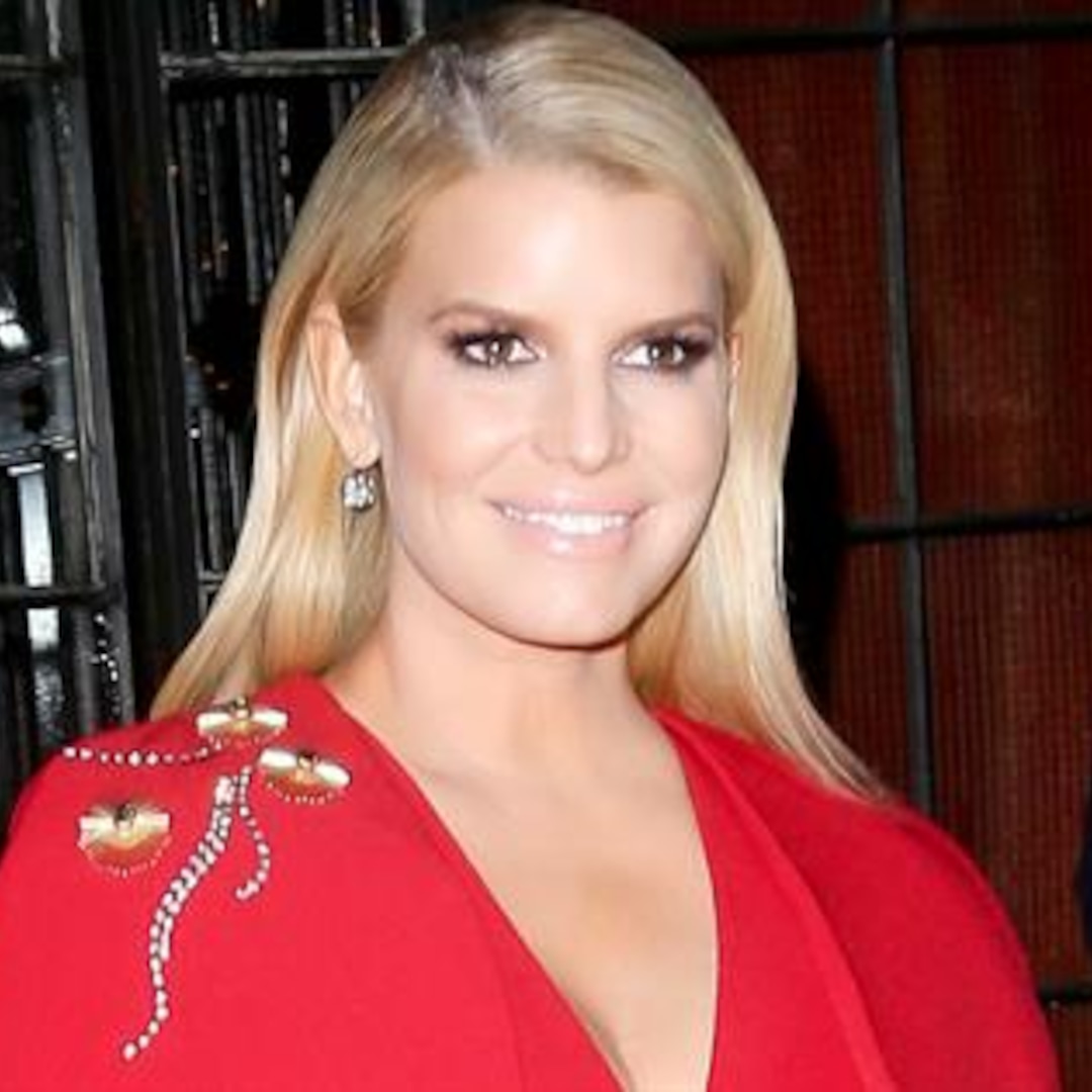 Jessica Simpson Goes Pantless for Pandemic Date Night