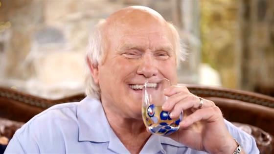 Meet "The Bradshaw Bunch" This September on E!