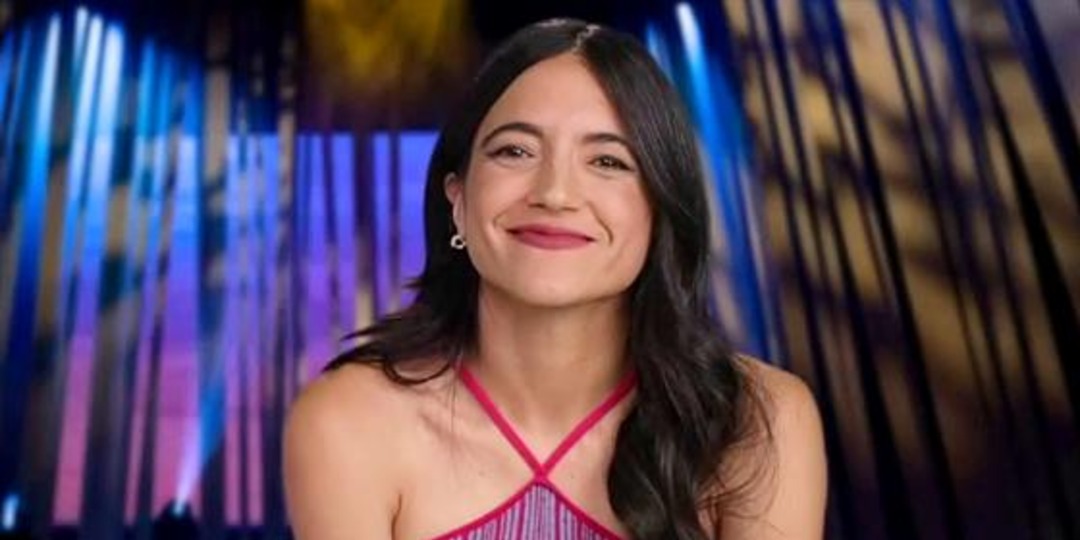 Alyssa Limperis Dishes SECRETS About Peacock Comedy Special - E! Online.jpg