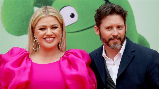 Kelly Clarkson Disses Ex-husband In New Song Teaser