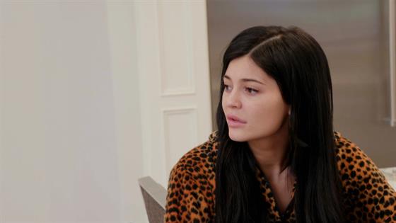 Kylie Jenner Is Over Her Rainbow Colored Hair E Online