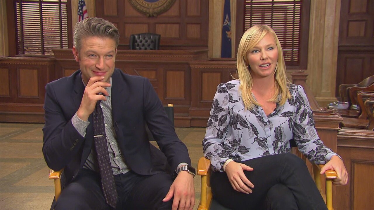 Peter Scanavino and Kelli Giddish Dish on SVU Season 19 E! News