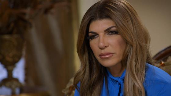 Teresa Giudice S Late Mom Comes Through During Reading